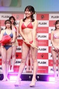 �w�~�XFLASH2027�x�t�@�C�i���X�g�E�ĉ���肦�iC�jDeview