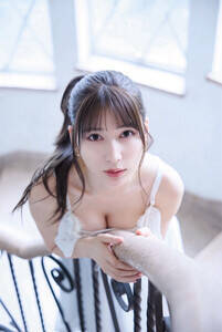 雪平莉左1stフォトブック『innocent』(プラチナム出版)