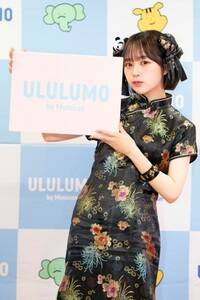 自身初プロデュースのカラコンの発売記念イベントに出席したなえなの。