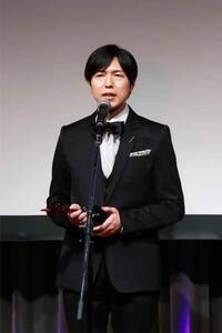 \O񐺗DA[hɂďuMVSiMost Valuable Seiyuj܁vɑI΂ꂽ_J_jiCjDeview
