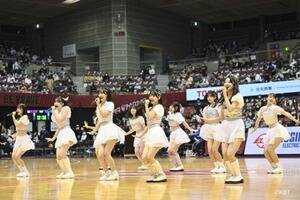 OCHA NORMAがB.LEAGUEのハーフタイムショーに出演