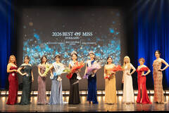 ��܎҂̏W���ʐ^