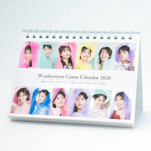 『ウェザーニュースキャスターカレンダー2026』卓上カレンダー(表紙)(1段目左から) 戸北美月、山岸愛梨、小林李衣奈、江川清音、青原桃香、松本真央(2段目左から) 田辺真南葉、白井ゆかり、駒木結衣、