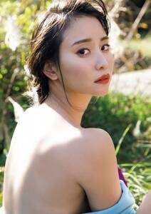 永尾まりや写真集『ヤバイ!まりや。』(ワニブックス 撮影:西條彰仁)